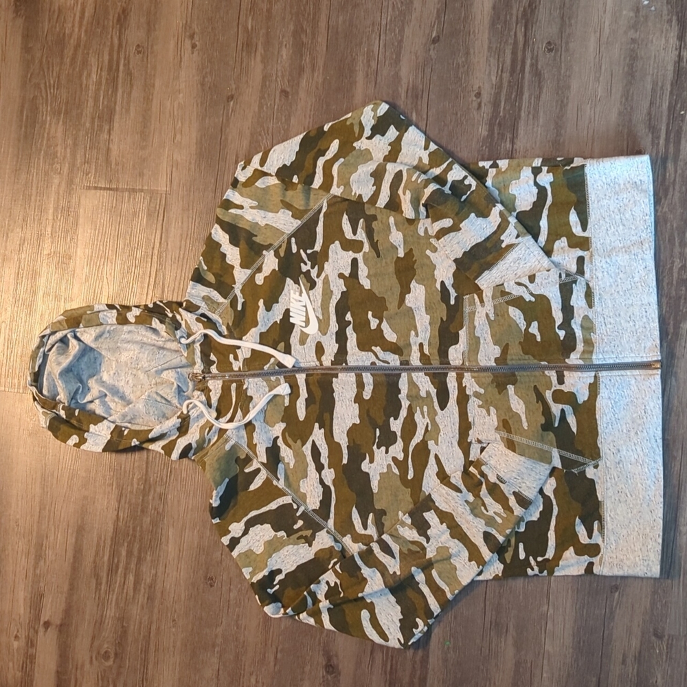 Camo Nike zip up